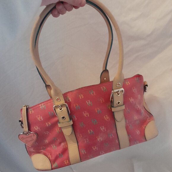 Vintage Y2K 2003 Dooney & Bourke Pink Monogram Domed Satchel Barbiecore - Picture 2 of 16